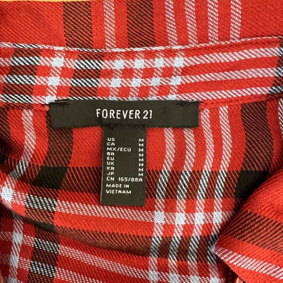 Forever 21 plaid shirt - super cute slightly cropped style with drawstring waist - Picture 2 of 2